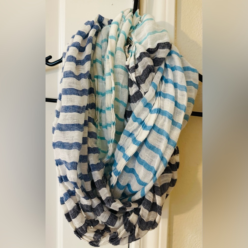 Lucky Brand infinity scarf